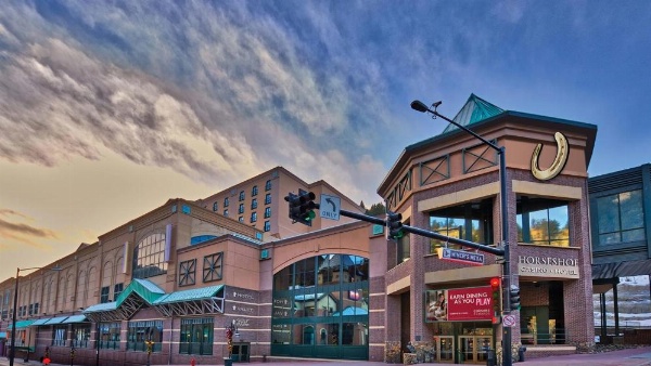 Horseshoe Black Hawk image 28